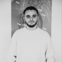 Enzo M.