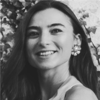 Léa Minchella - Sharp