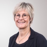 Karin Schneider Büsser