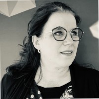 Yra Steinbusch