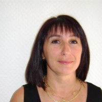 Isabelle Bertounesque