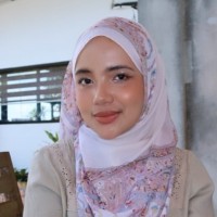 Muna Qhaira