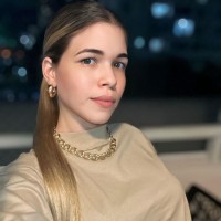 Flávia Costa