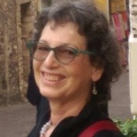 Nira Amit