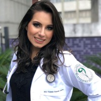 Thassia Soares Castro
