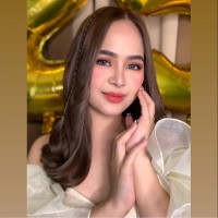 Nikka Ellaine Esparza