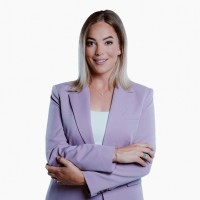 Dominika Koníčková, Mba