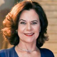 Márcia Mariz de Oliveira Yunes