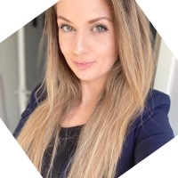 Jennifer Van Geystelen