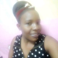 LORNA GITARI