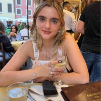 Isabelle Mabey