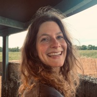 Suzanne de Roos