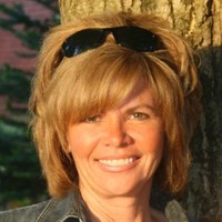Lori Suhr
