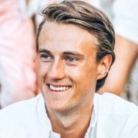 Thomas Hoem