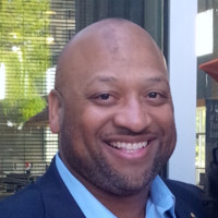 Carlos Fields