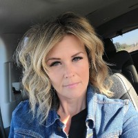 Linda J.