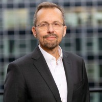 Dr. Andreas Scheuerle