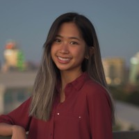 Fiona Oentoro, Eit