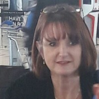 Debbie Maré