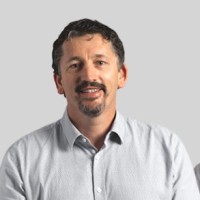 Andrew Holmes