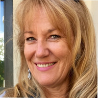 Karen McKay