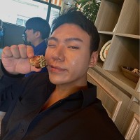 Oliver Liang