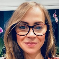 Joanna James