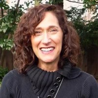 Lori Comer