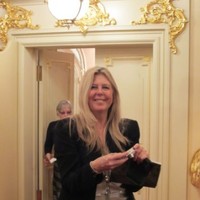 Carolyn Gray