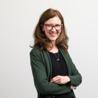 Julia Davies