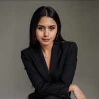 Niharika Rakheja 🇩🇪🇮🇹🇮🇳