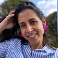 Maria Paula Calderon