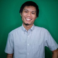 Dennis Jr Flores