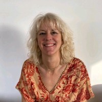 Corinne Petrequin