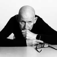 Dr Bertolt Stein 史博通