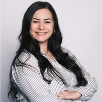 Christa Gomez, Mba