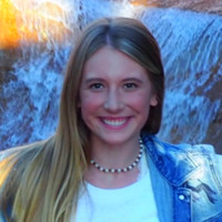 Elizabeth Ragone