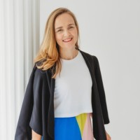 Allie Rooke 卢爱琳