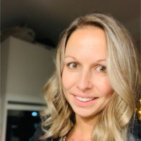 Suzanne de Roo