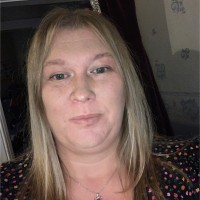 Nicola Griffiths