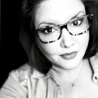 Lindsey Geores