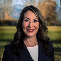 Kelly Wells, Cpa