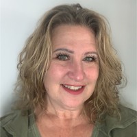 Kim Hennigar