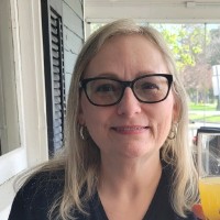 Susan Clarke