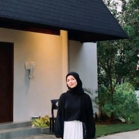 Della Natasya Wulan Aprilia