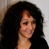 NORA AMAR
