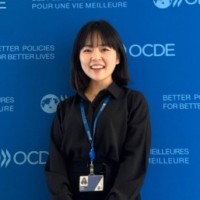 Della Shin