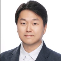 Woong Han