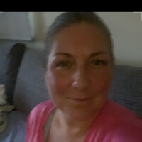 Nicola Fowles