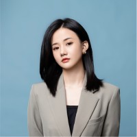 邹依利